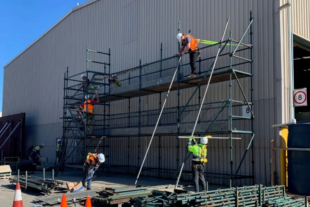 construction scaffolding cq