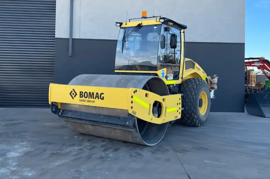 road construction rollers central queensland